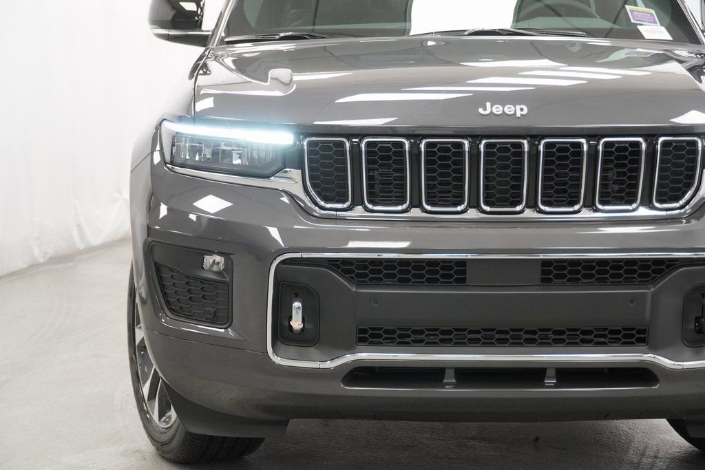 New 2025 Jeep Grand Cherokee L Overland w/ Trailer Tow Package image 6