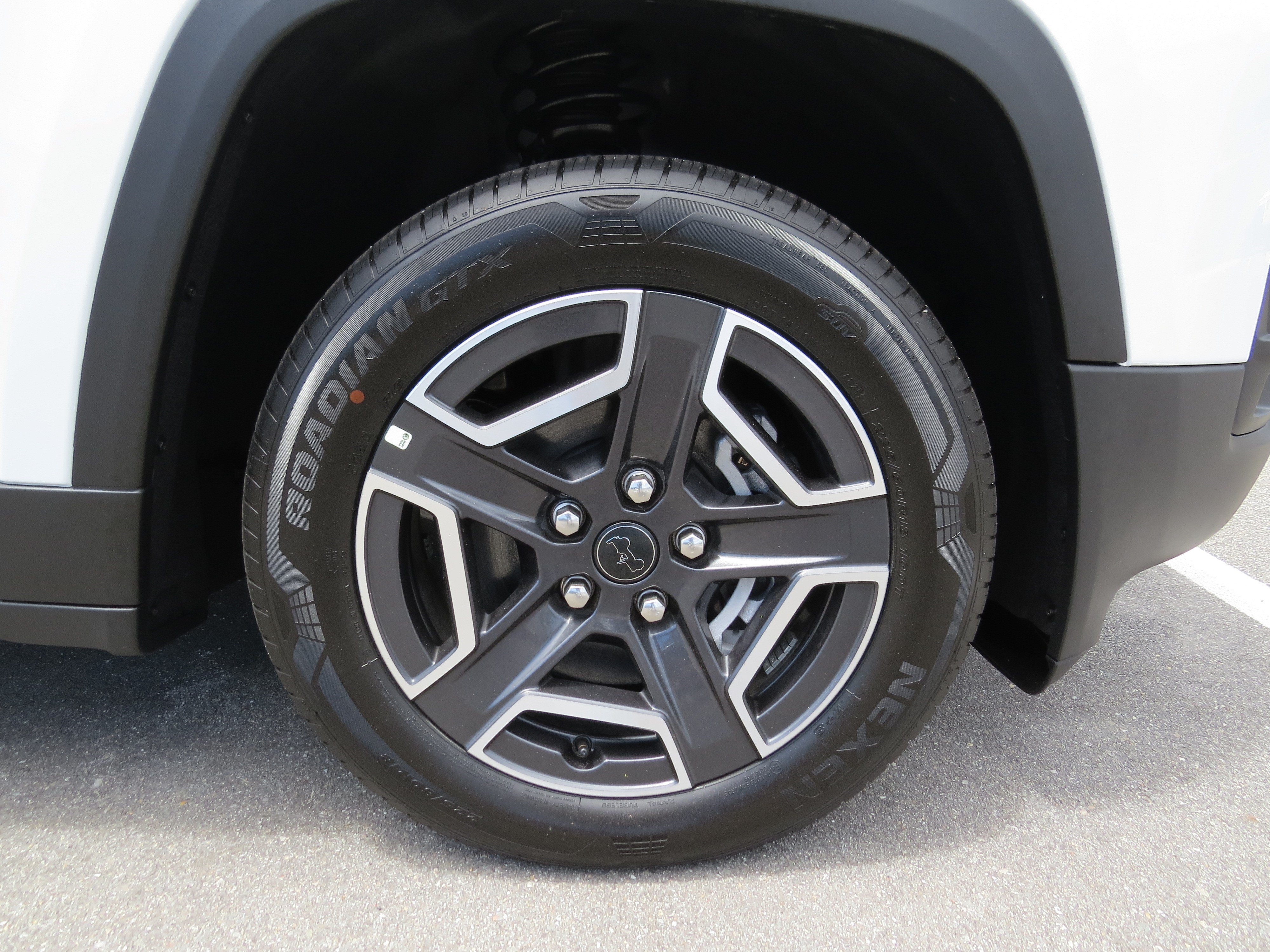 New 2026 Jeep Cherokee Limited AWD/4WD image 9
