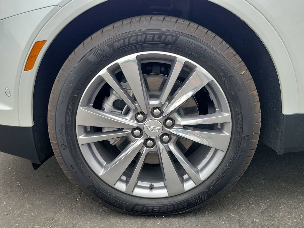 Used 2026 Cadillac XT5 Premium Luxury w/ Driver Assist Package FWD image 33