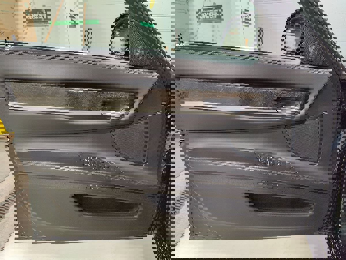 Used 2013 BMW 750Li xDrive image 20