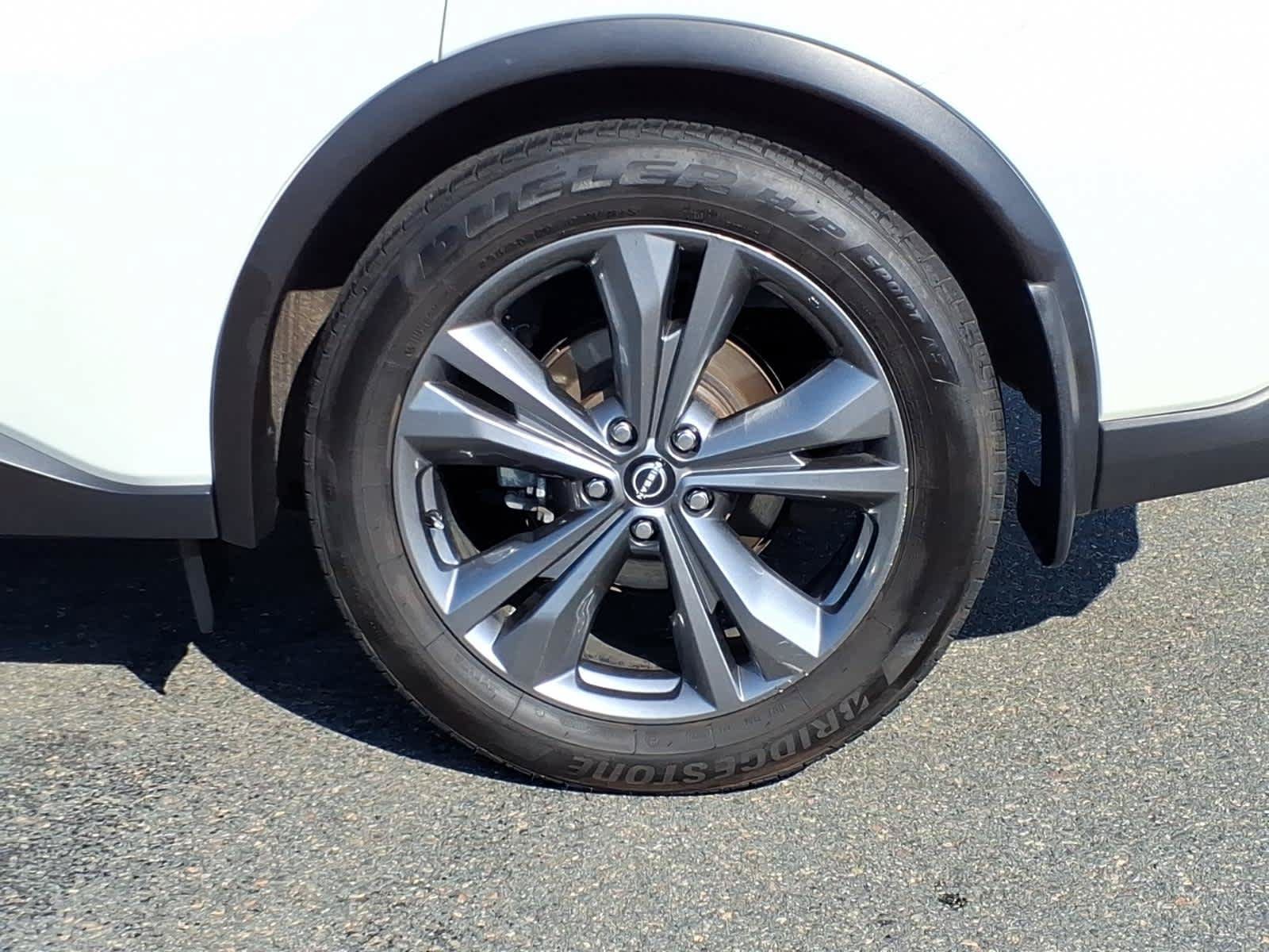Certified 2023 Nissan Murano Platinum w/ Cargo Package AWD/4WD image 9