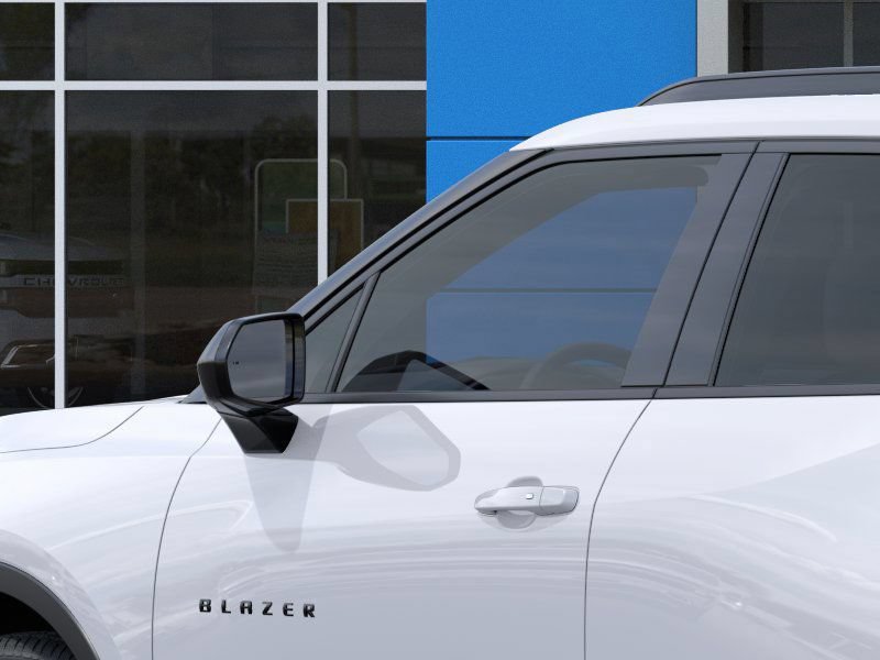 New 2026 Chevrolet Blazer LT w/ Convenience Package FWD image 12