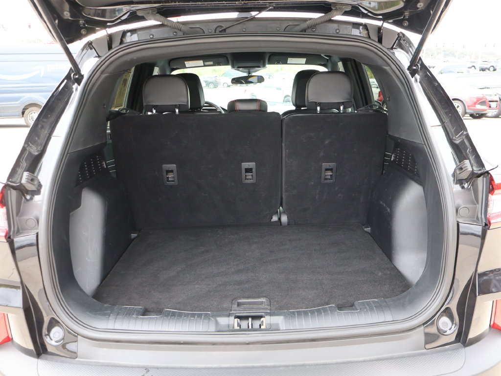 Used 2025 Ford Escape ST-Line AWD/4WD image 13