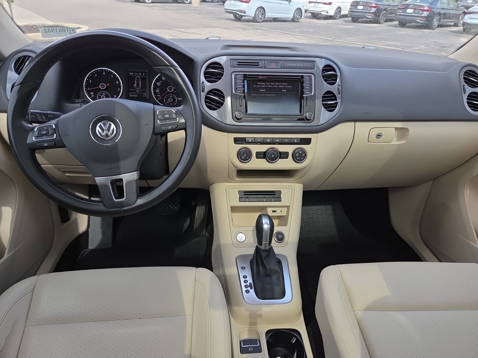 Used 2016 Volkswagen Tiguan SE image 23