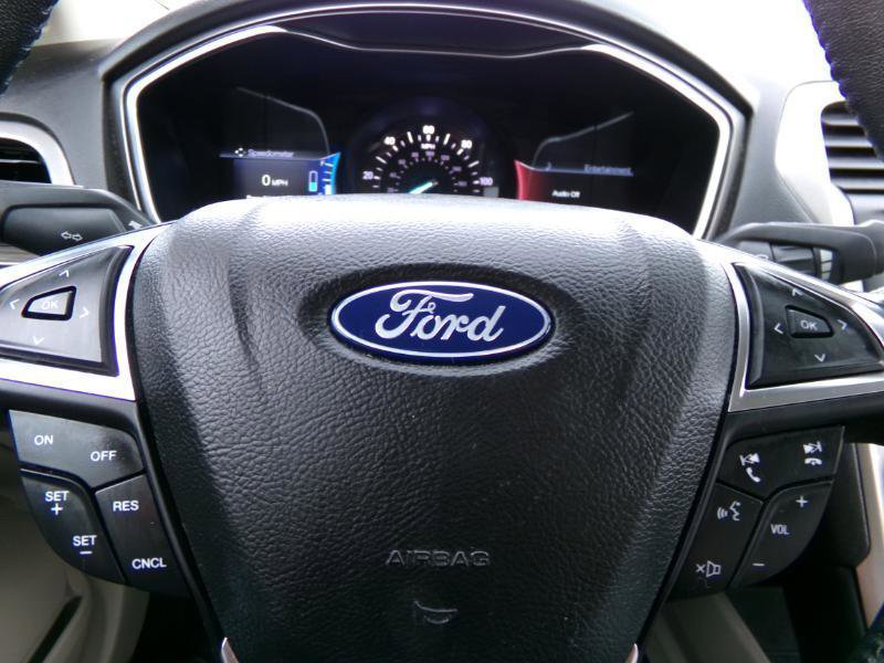 Used 2018 Ford Fusion Energi SE FWD image 25