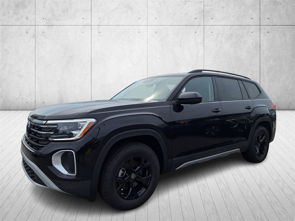 New 2025 Volkswagen Atlas Peak Edition SE
