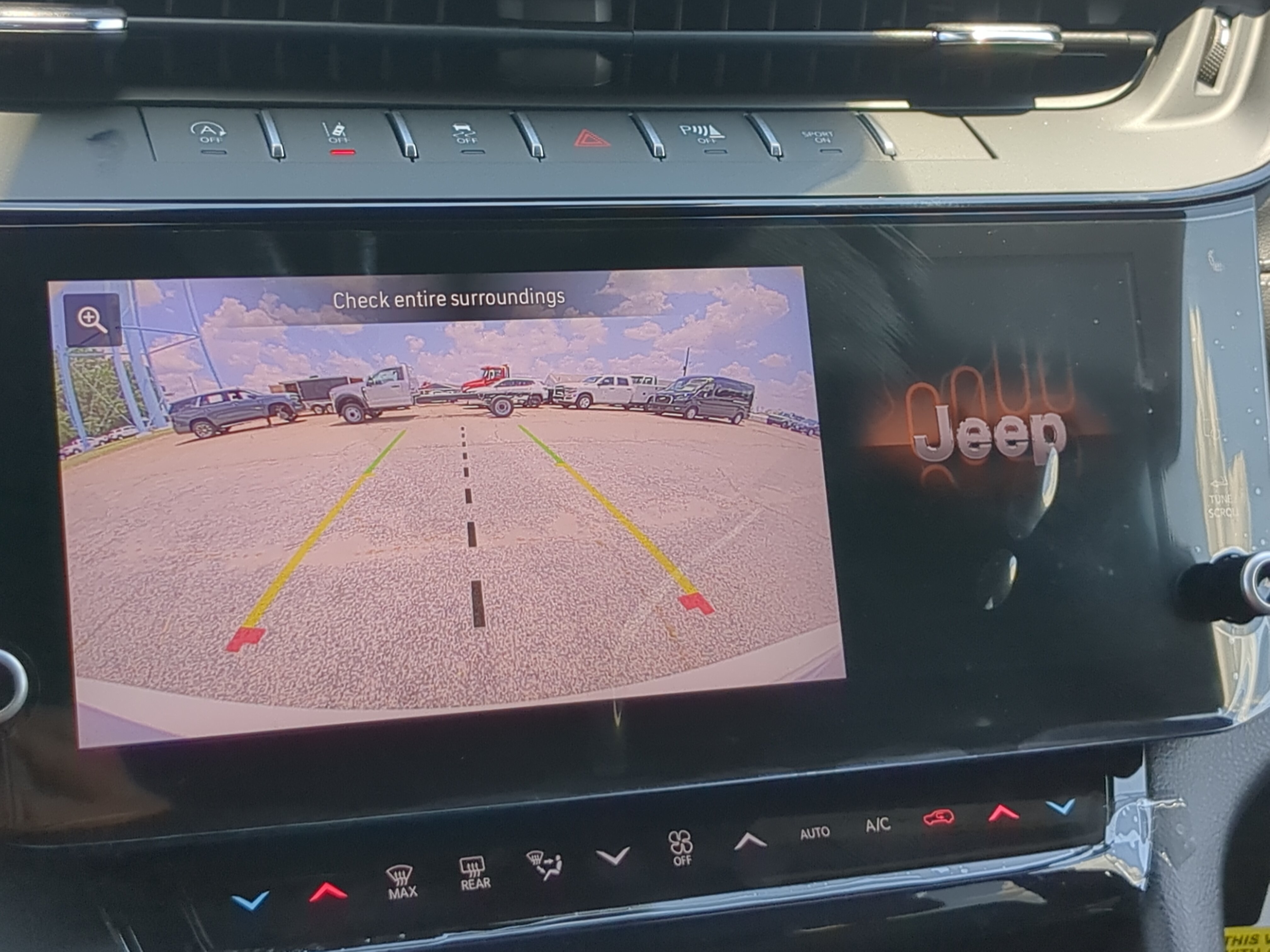 New 2026 Jeep Grand Cherokee Altitude RWD image 19