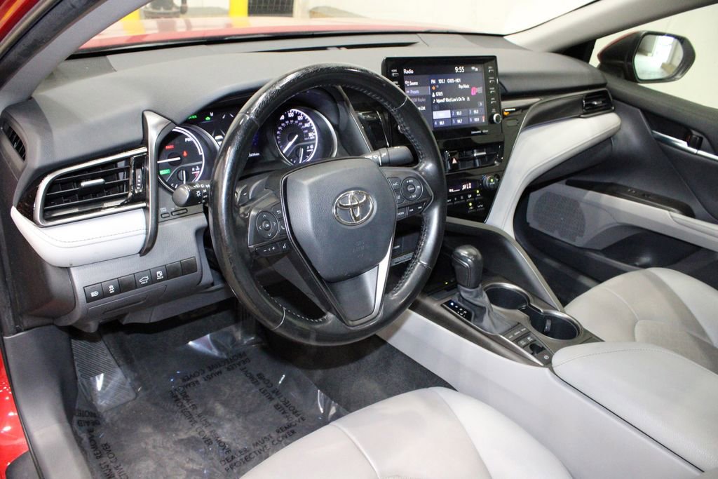 Used 2021 Toyota Camry XSE image 22