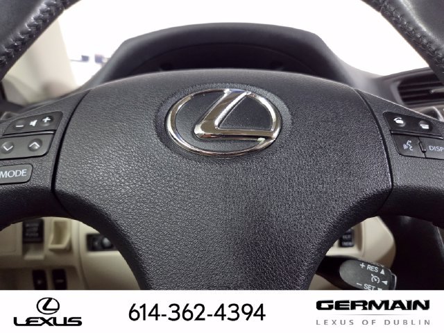 Used 2010 Lexus IS 350C w/ Luxury Pkg RWD image 27