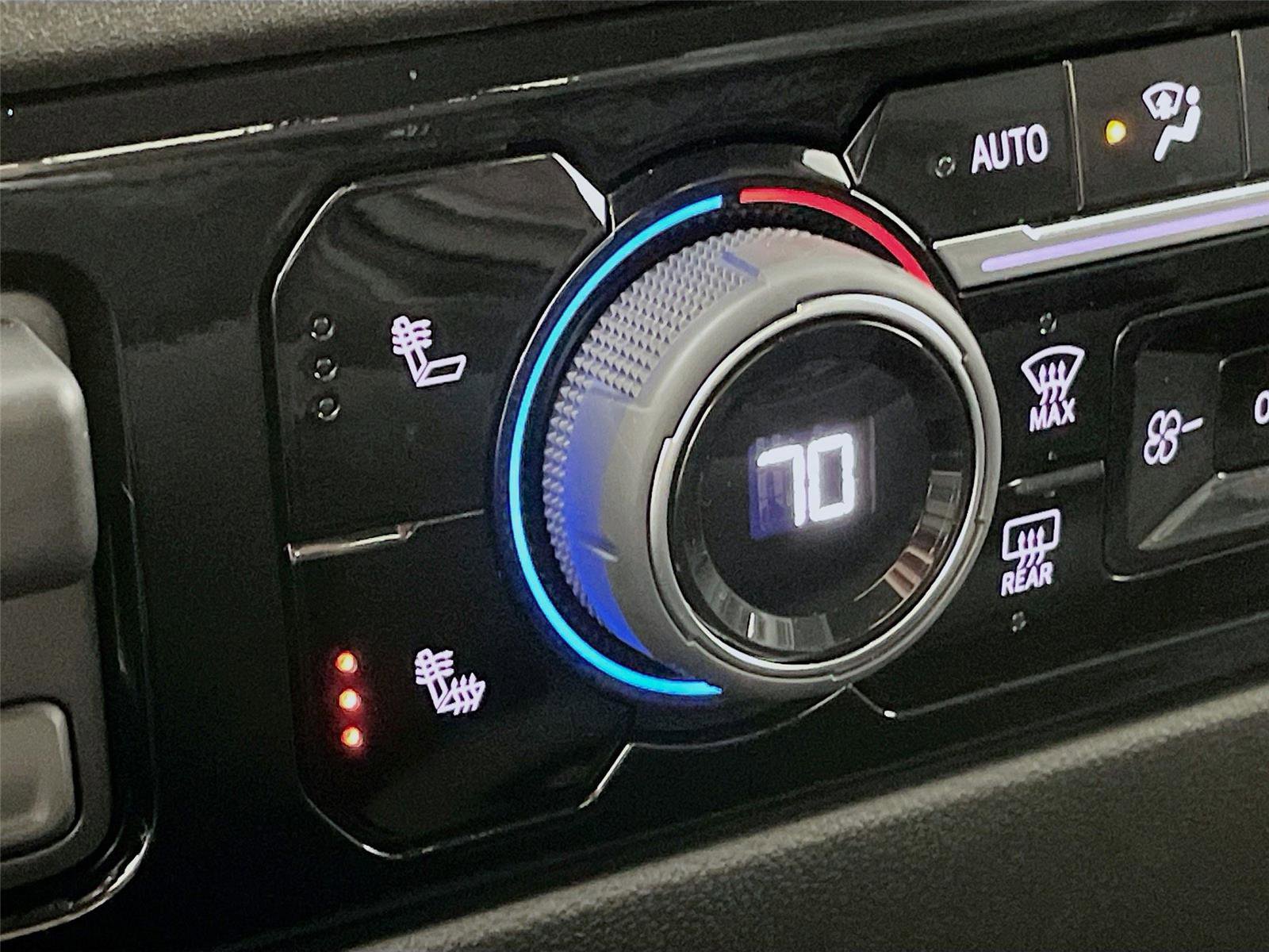 Used 2025 Chevrolet Silverado 2500 LT w/ Safety Package image 23