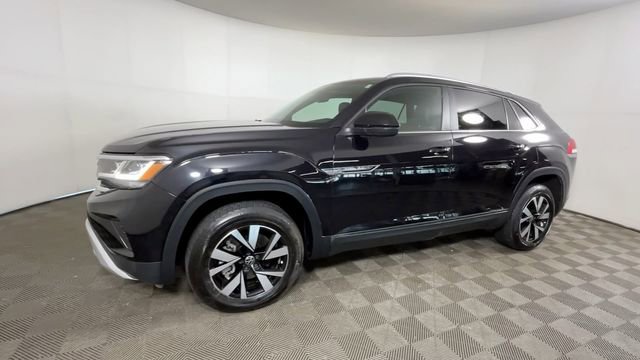 Used 2022 Volkswagen Atlas Cross Sport SE FWD image 9