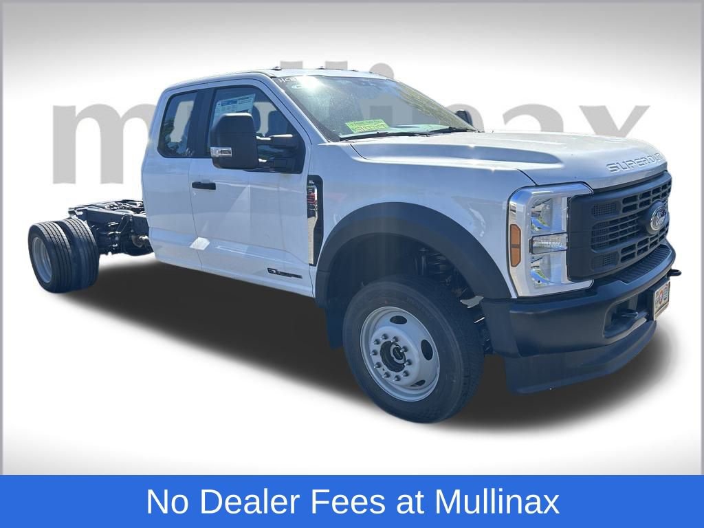 New 2025 Ford F550 4x4 SuperCab Super Duty image 1