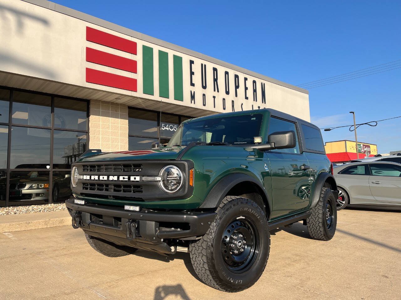 Used 2022 Ford Bronco Black Diamond AWD/4WD image 1