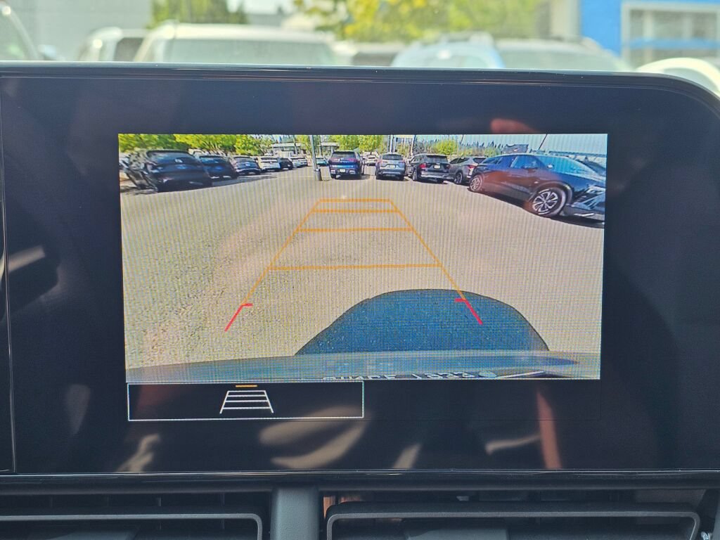 New 2026 Chevrolet Trax LS w/ LS Convenience Package FWD image 14