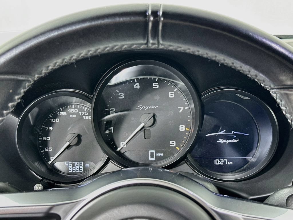 Used 2016 Porsche Boxster Spyder RWD image 11
