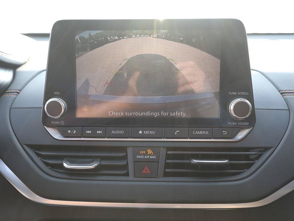 Used 2021 Nissan Altima 2.5 SR w/ SR Premium Package FWD image 22