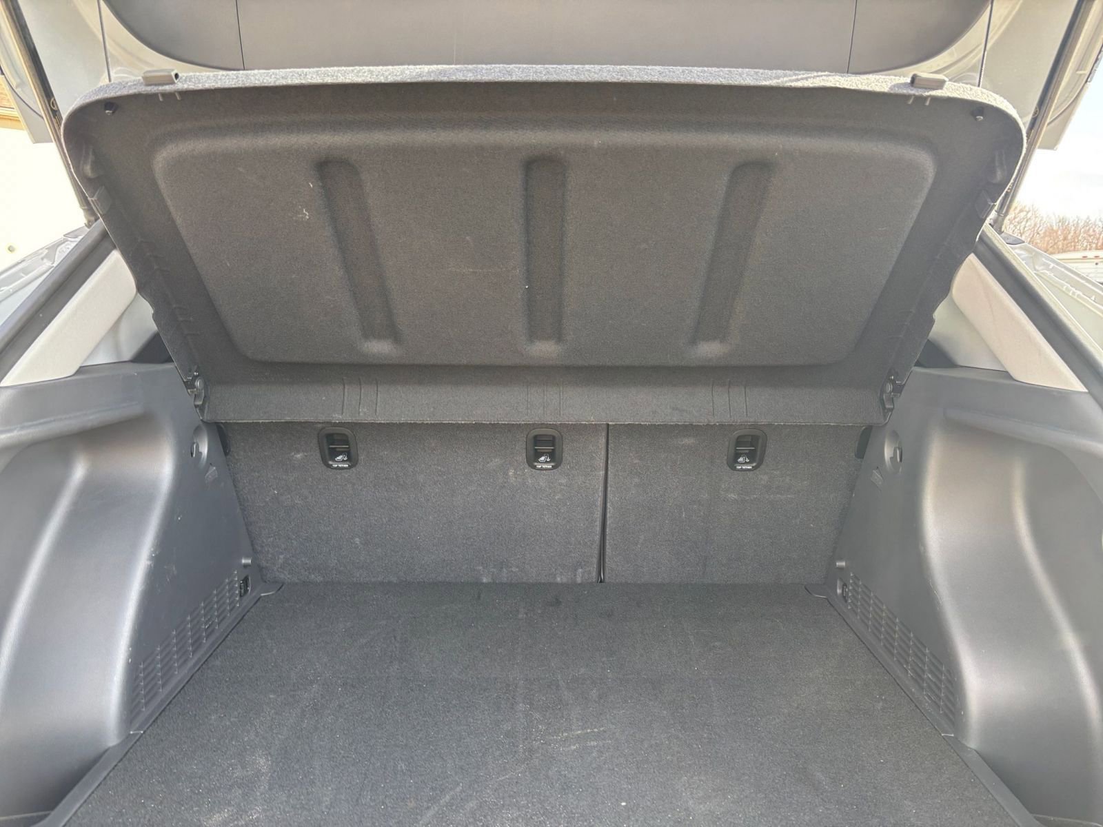 Used 2025 Hyundai Kona SEL image 33