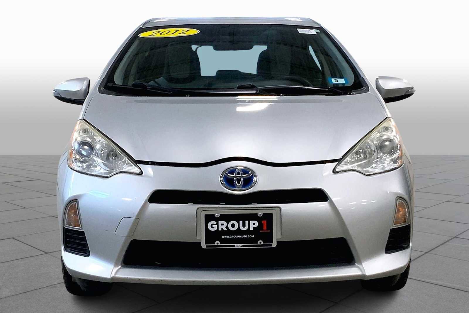 Used 2012 Toyota Prius C One image 3