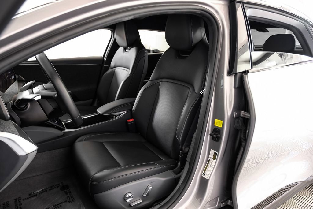 Used 2024 Lucid Air Touring image 40