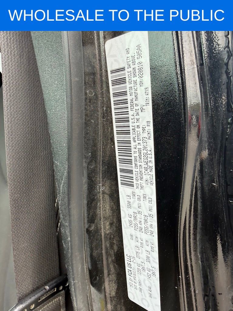 Used 2016 Jeep Wrangler Unlimited Sahara w/ Connectivity Group image 25