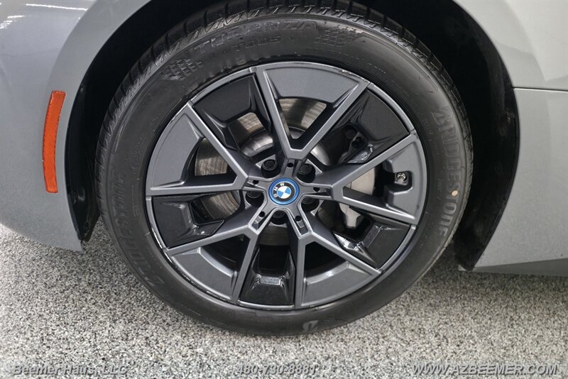 Used 2023 BMW i4 eDrive35 w/ Premium Package RWD image 14