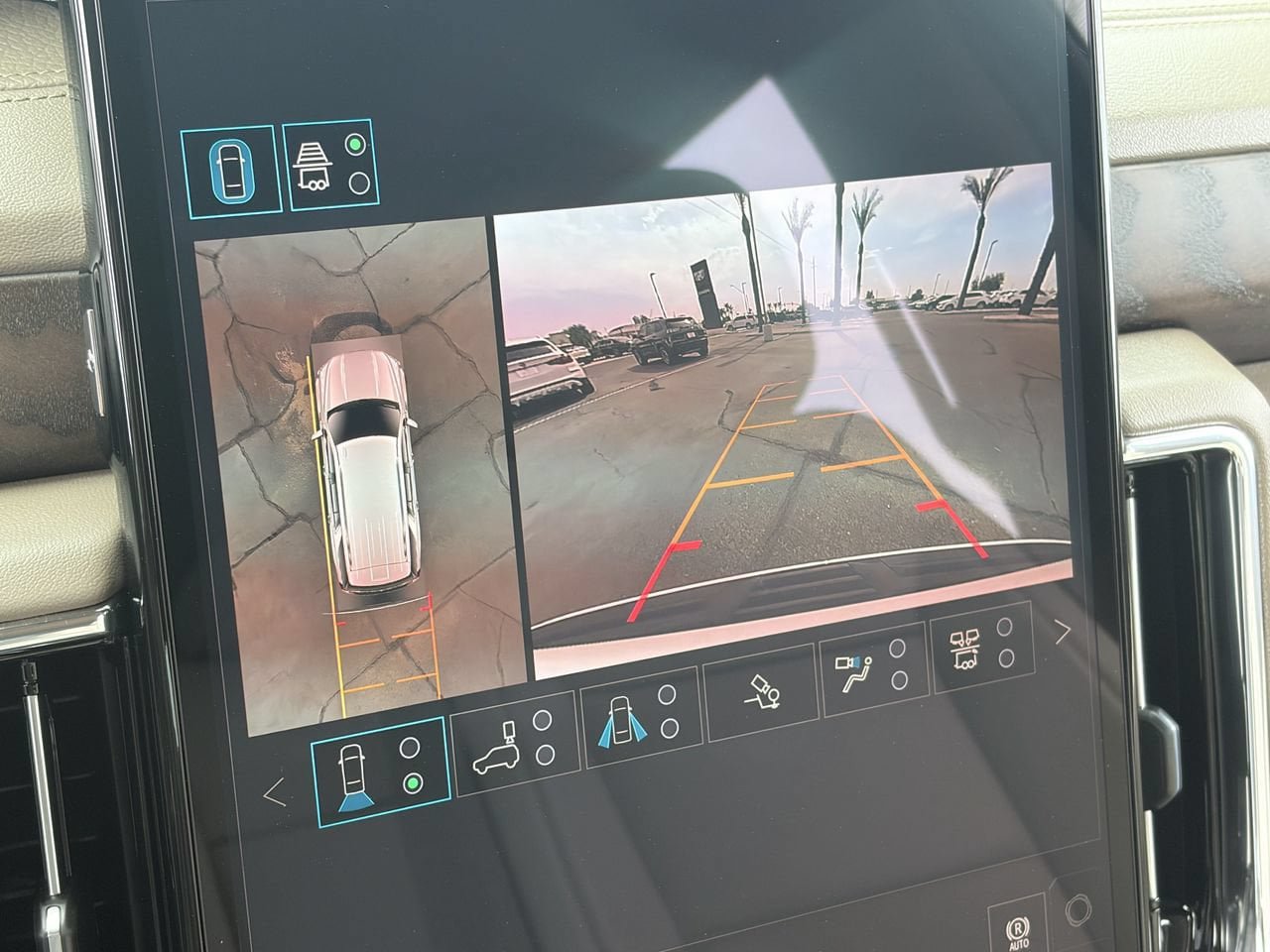 Used 2026 GMC Yukon Denali w/ Denali Reserve Package AWD/4WD image 27