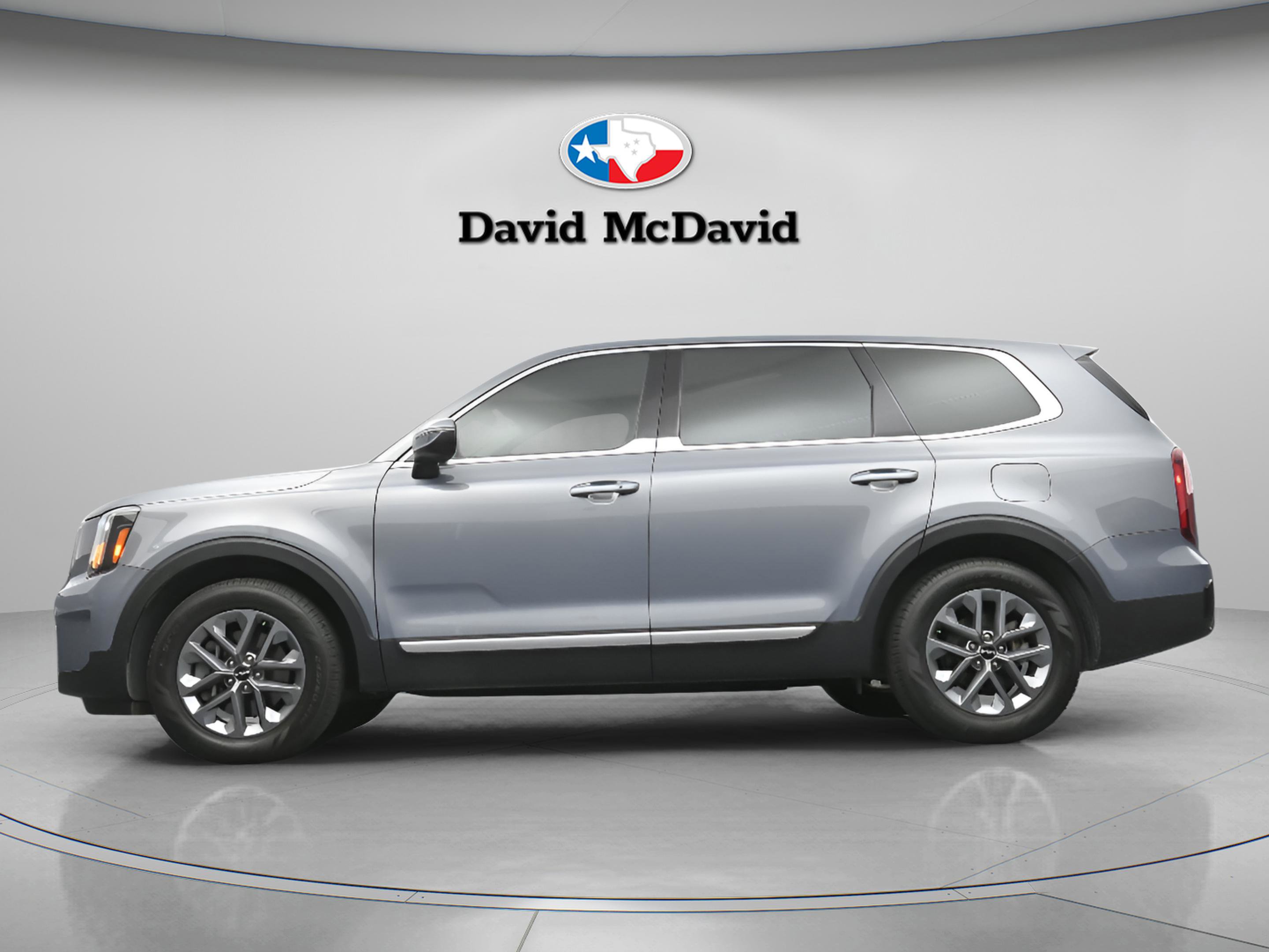 Used 2024 Kia Telluride LX image 5