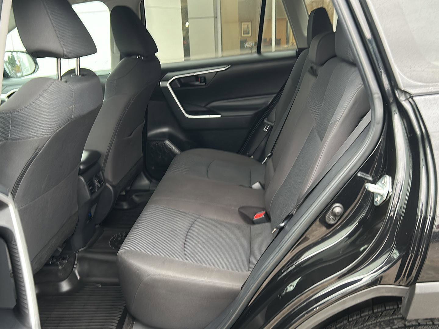 Certified 2023 Toyota RAV4 LE image 24