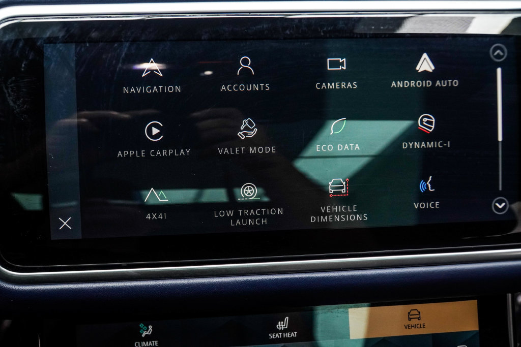 Used 2022 Land Rover Range Rover Velar R-Dynamic S AWD/4WD image 29