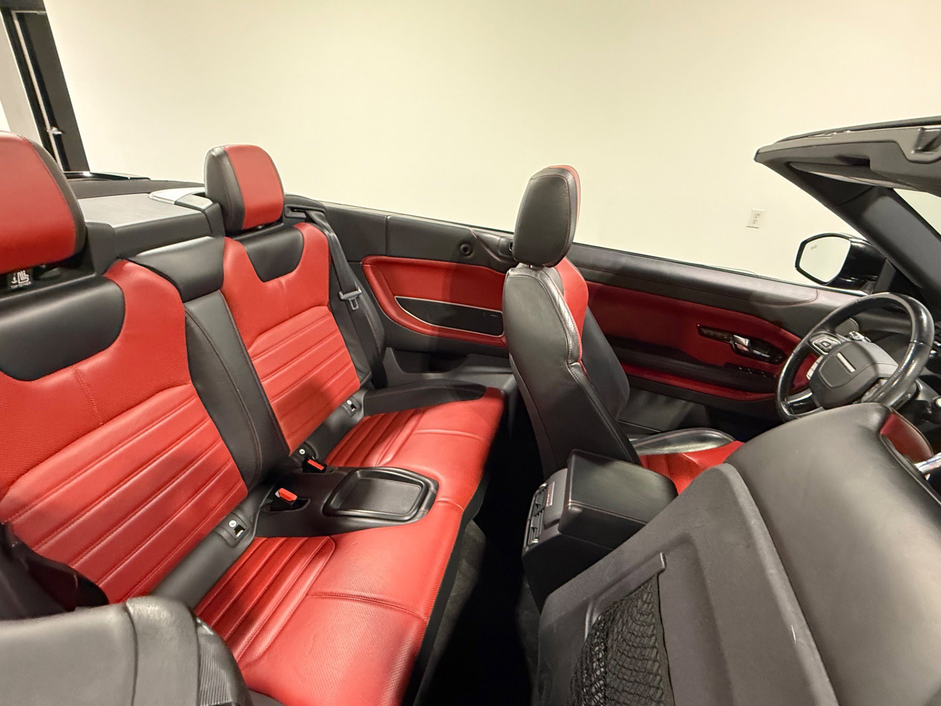 Used 2018 Land Rover Range Rover Evoque HSE Dynamic image 50