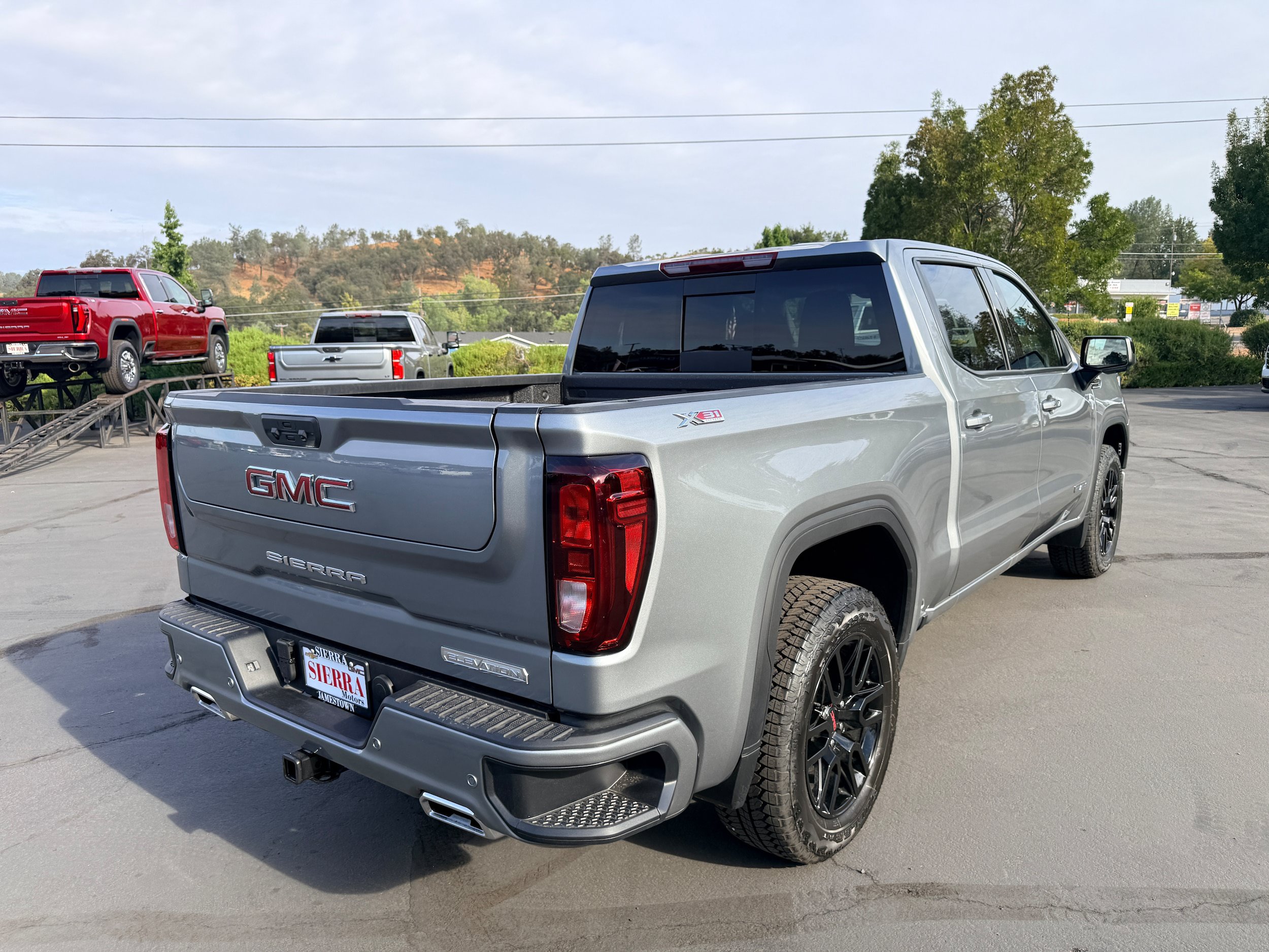 New 2026 GMC Sierra 1500 Elevation w/ Preferred Package AWD/4WD image 4