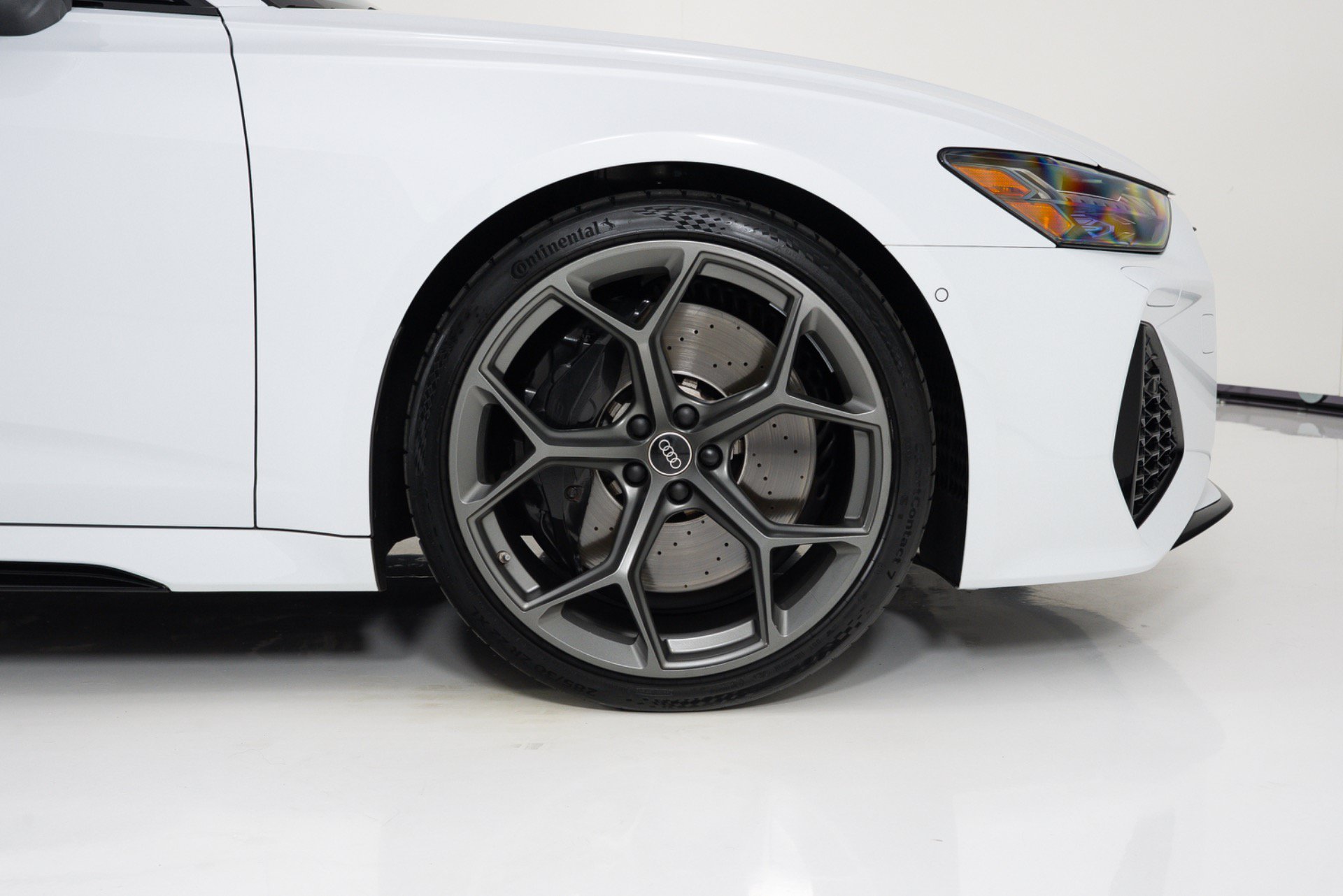 Used 2024 Audi RS 6 performance AWD/4WD image 12