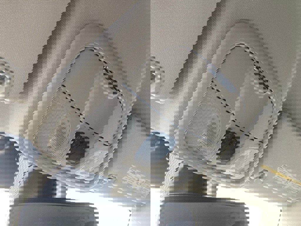 Used 2023 Jeep Cherokee Altitude Lux image 30