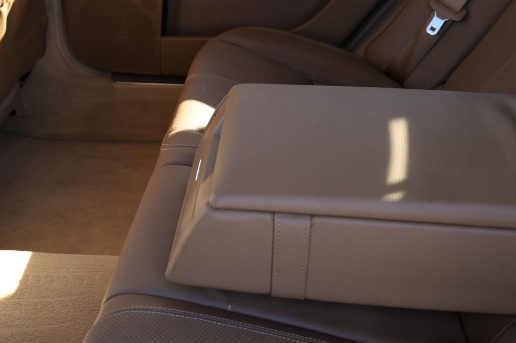 Used 2008 Mercedes-Benz S 550 image 12