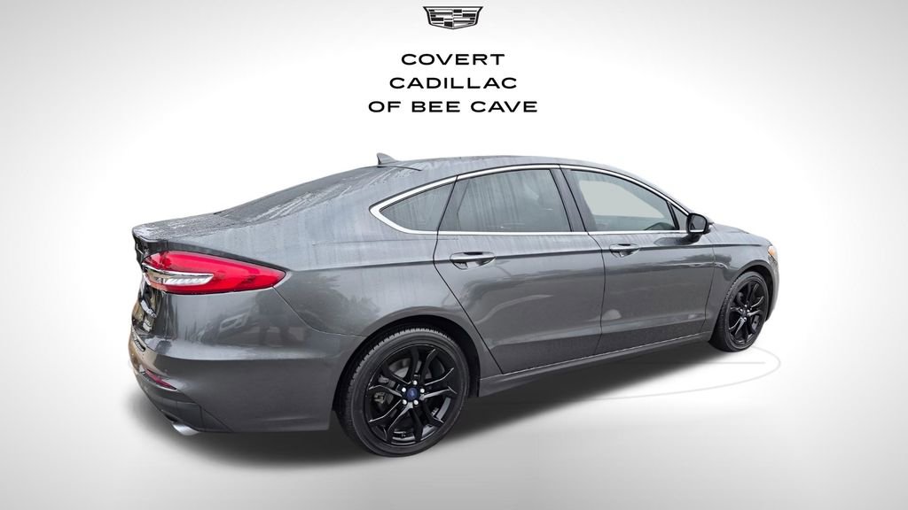 Used 2019 Ford Fusion SEL image 10