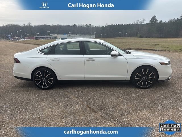 Used 2023 Honda Accord Touring image 7