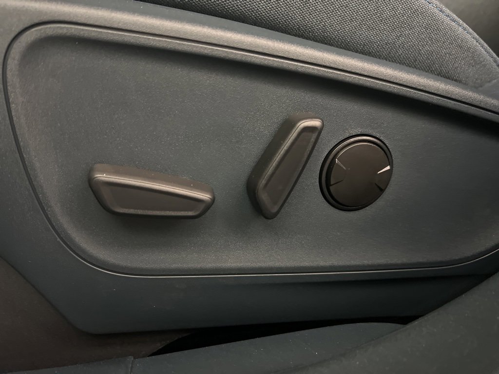 New 2025 Ford Maverick XLT w/ XLT Luxury Package image 26