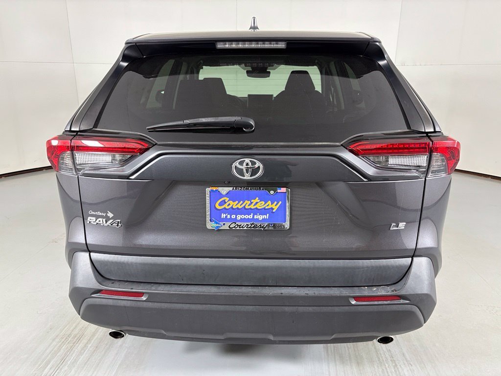 Used 2024 Toyota RAV4 LE FWD image 7