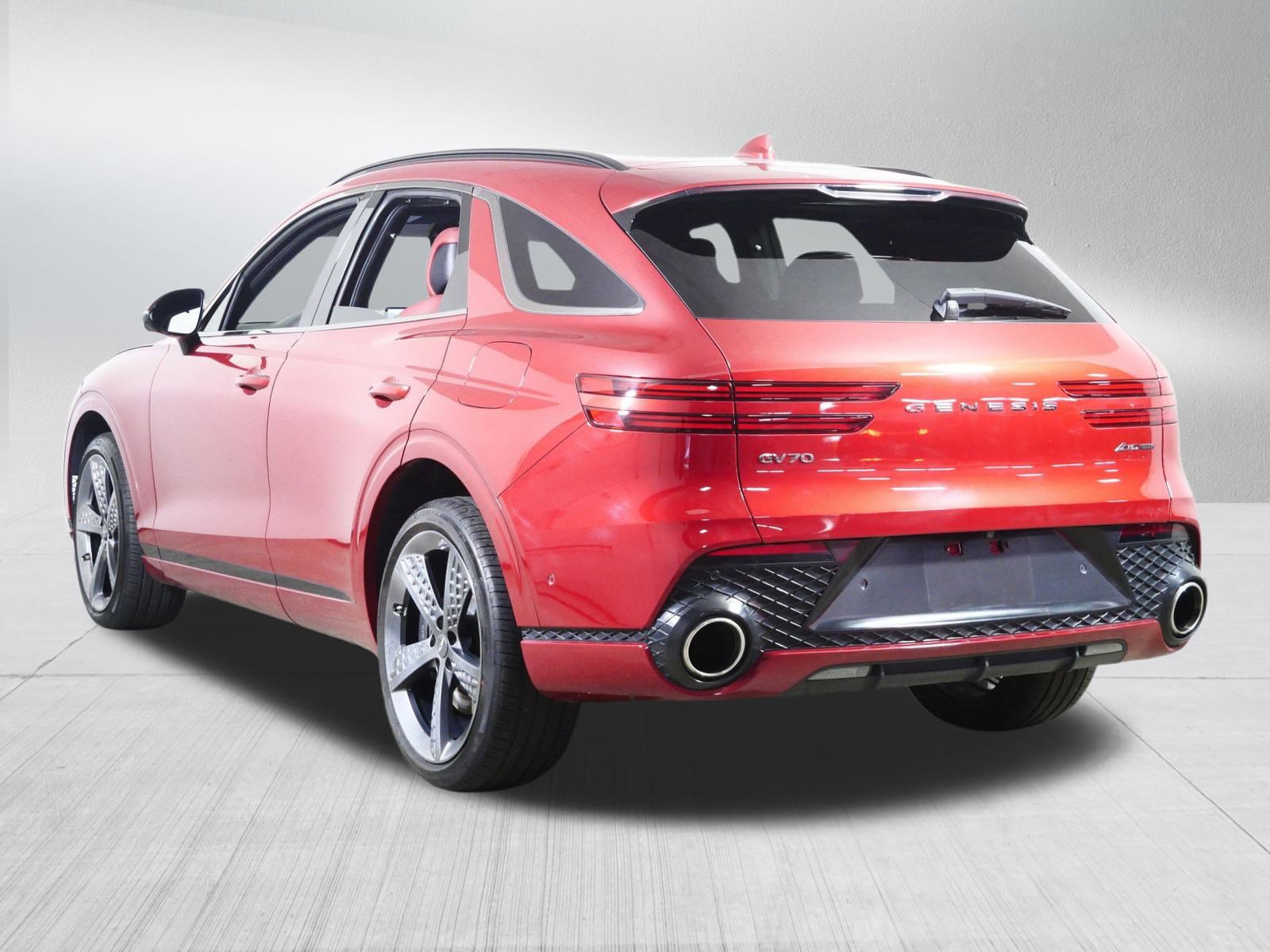Used 2023 Genesis GV70 3.5T Sport w/ Sport Prestige Package image 5