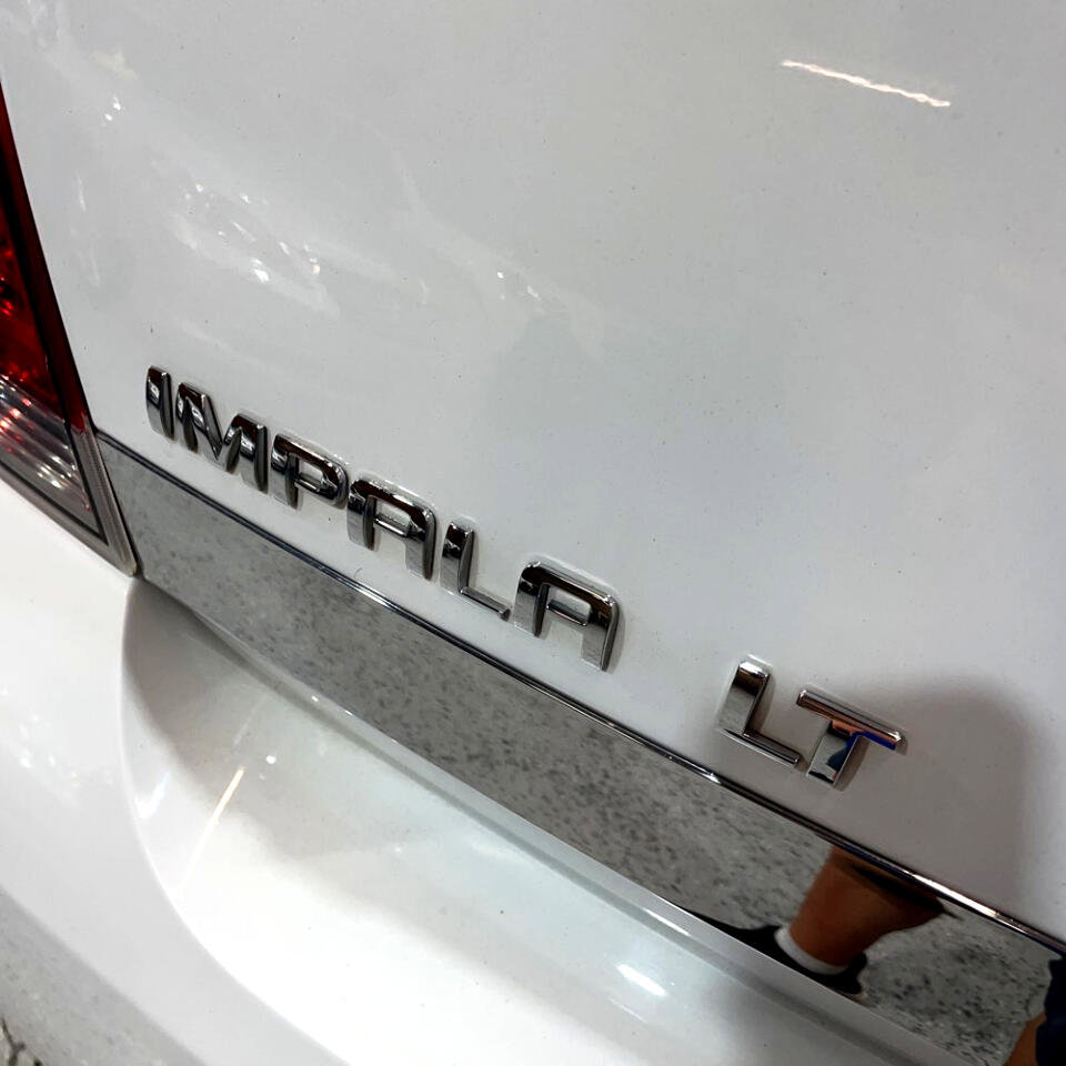 Used 2011 Chevrolet Impala LT image 10