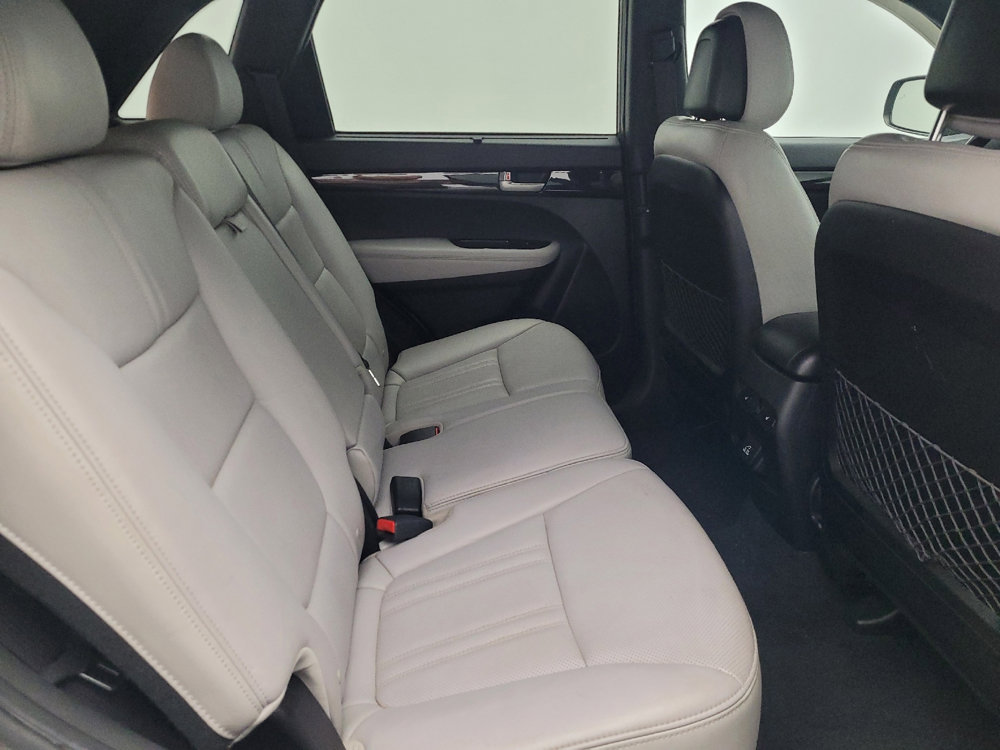 Used 2014 Kia Sorento SX w/ 3rd Row Package image 19