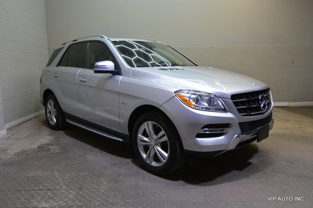 Used 2012 Mercedes-Benz ML 350 BlueTEC 4MATIC image 3