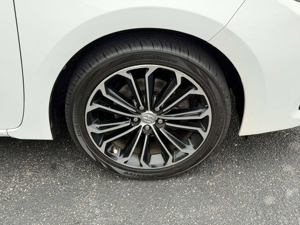 Used 2015 Toyota Corolla S FWD image 24