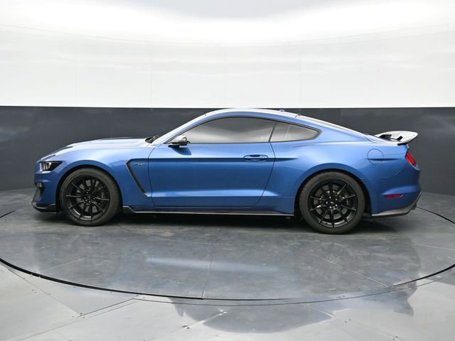 Used 2019 Ford Mustang Shelby GT350 w/ Technology Package RWD image 4