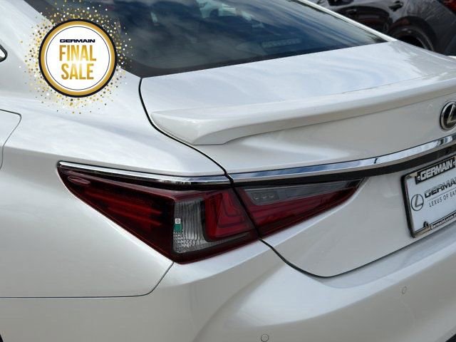 New 2025 Lexus ES 350 Luxury image 11