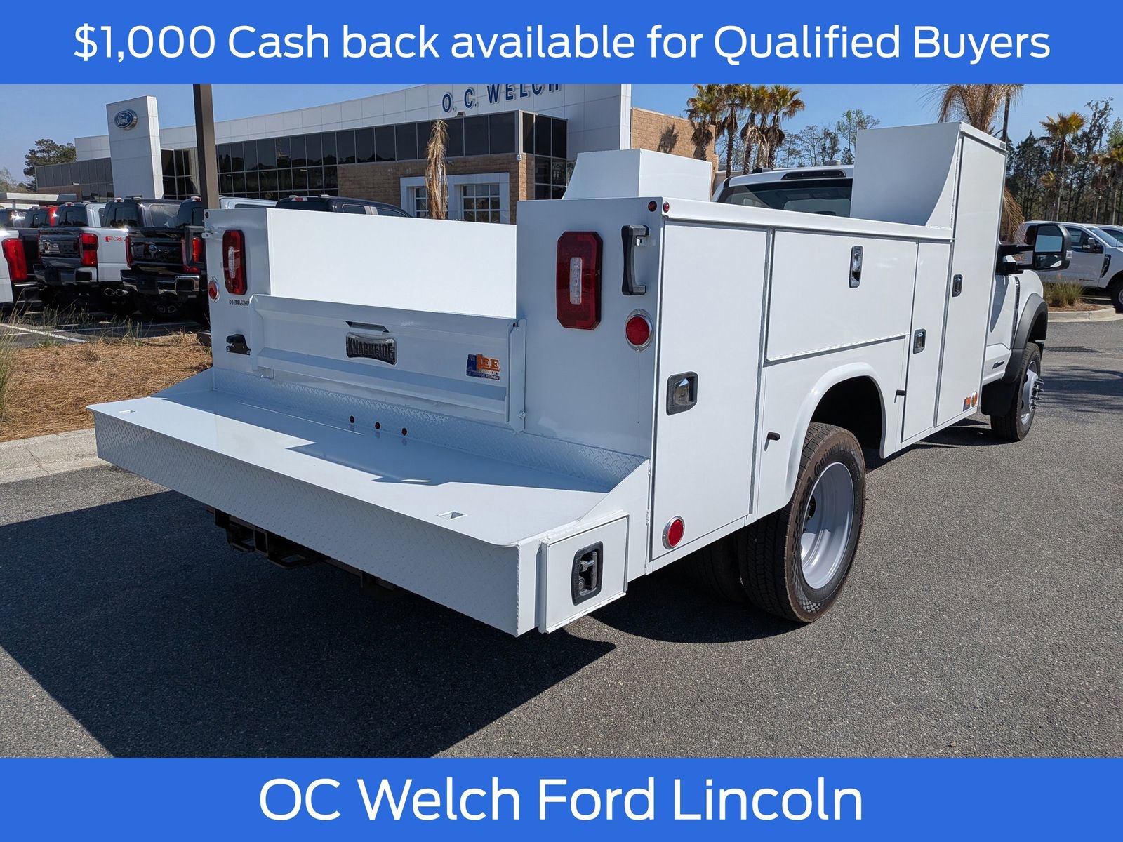 New 2026 Ford F550 4x4 Regular Cab Super Duty w/ XL Chrome Package image 3