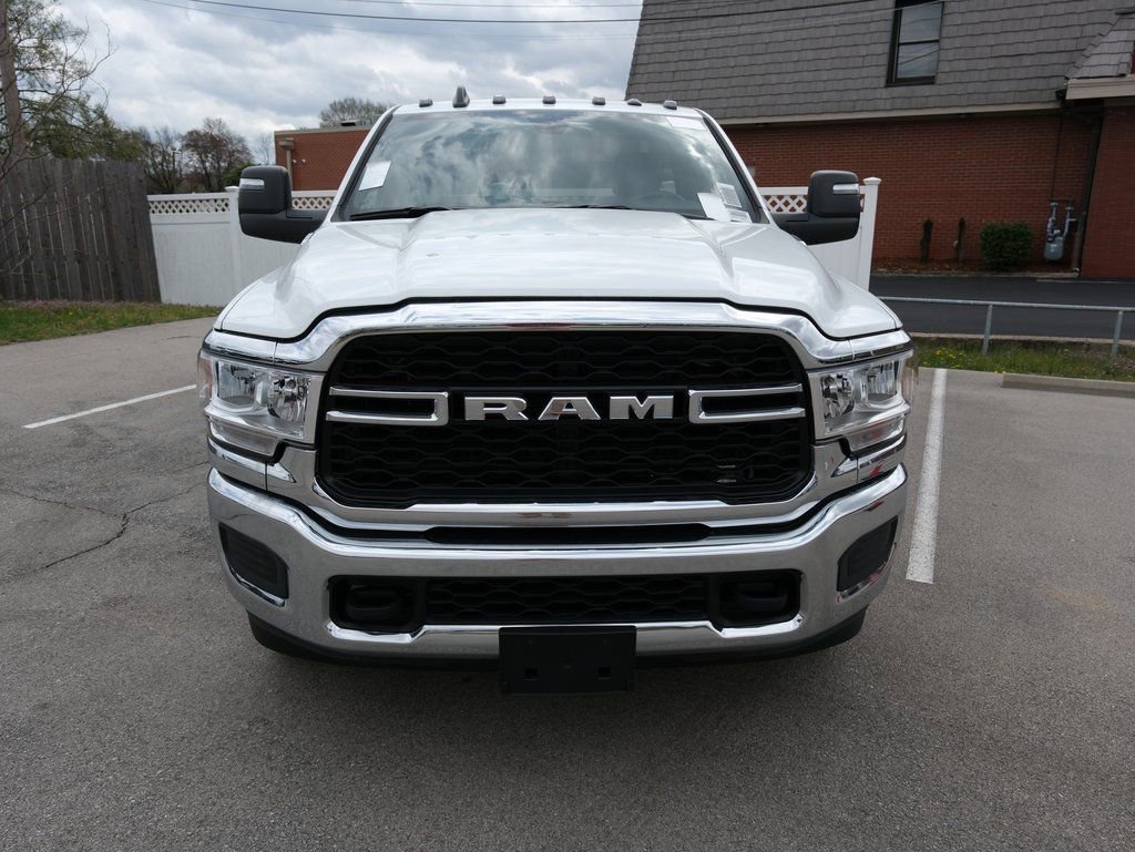 New 2024 RAM 3500 Tradesman AWD/4WD image 9
