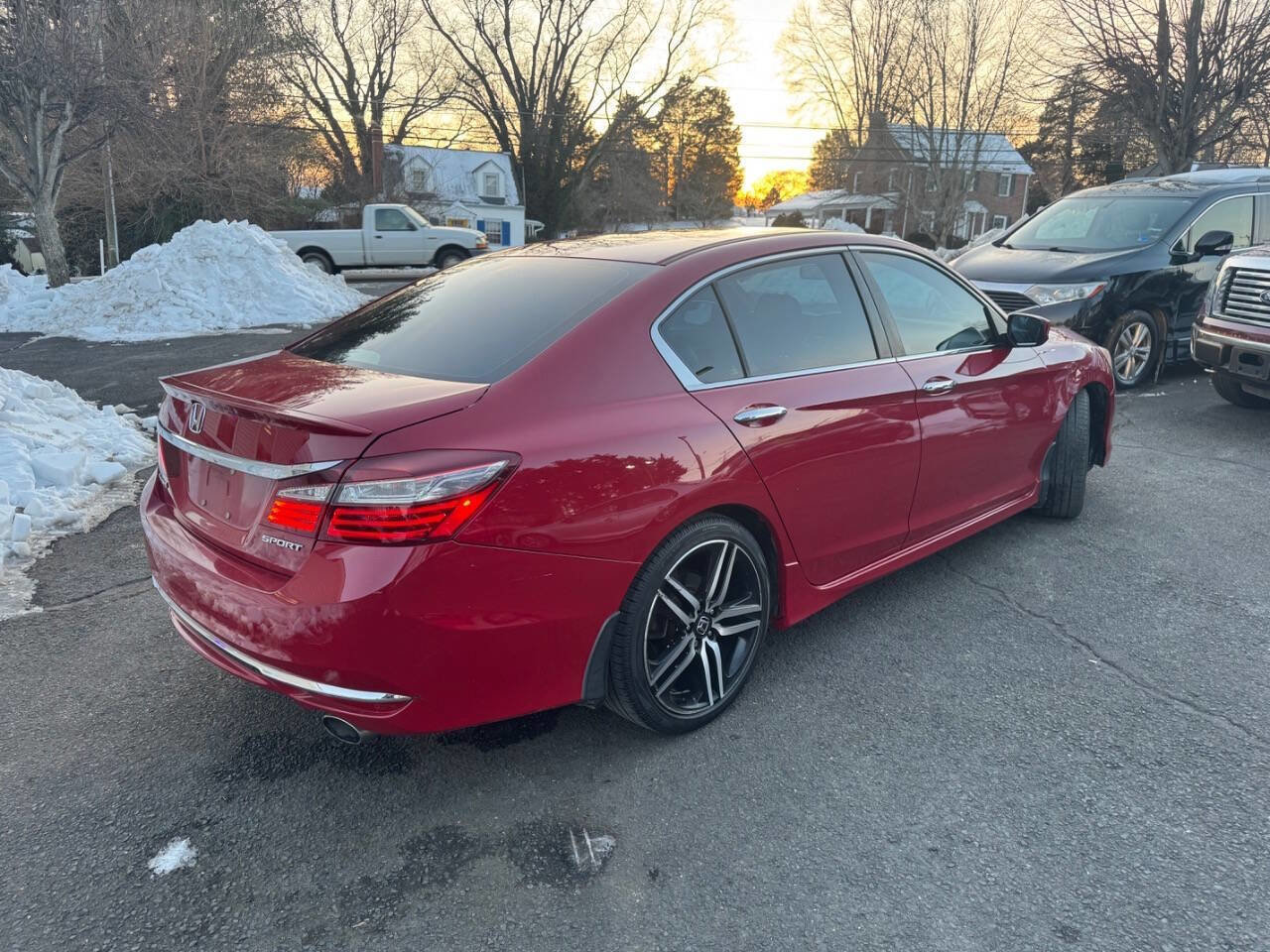 Used 2016 Honda Accord Sport image 7