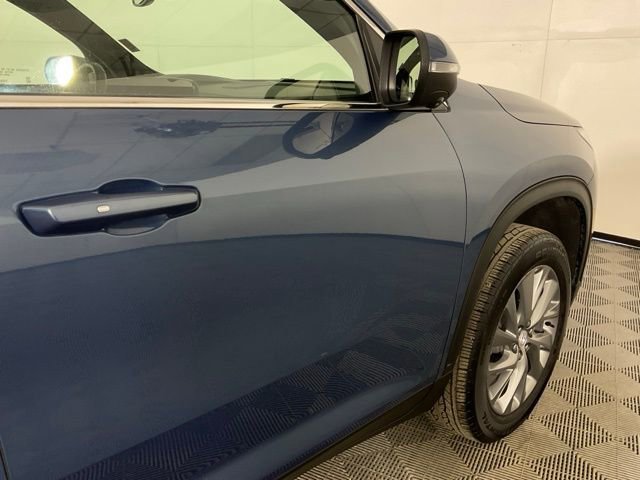 Used 2025 Buick Enclave Preferred image 9