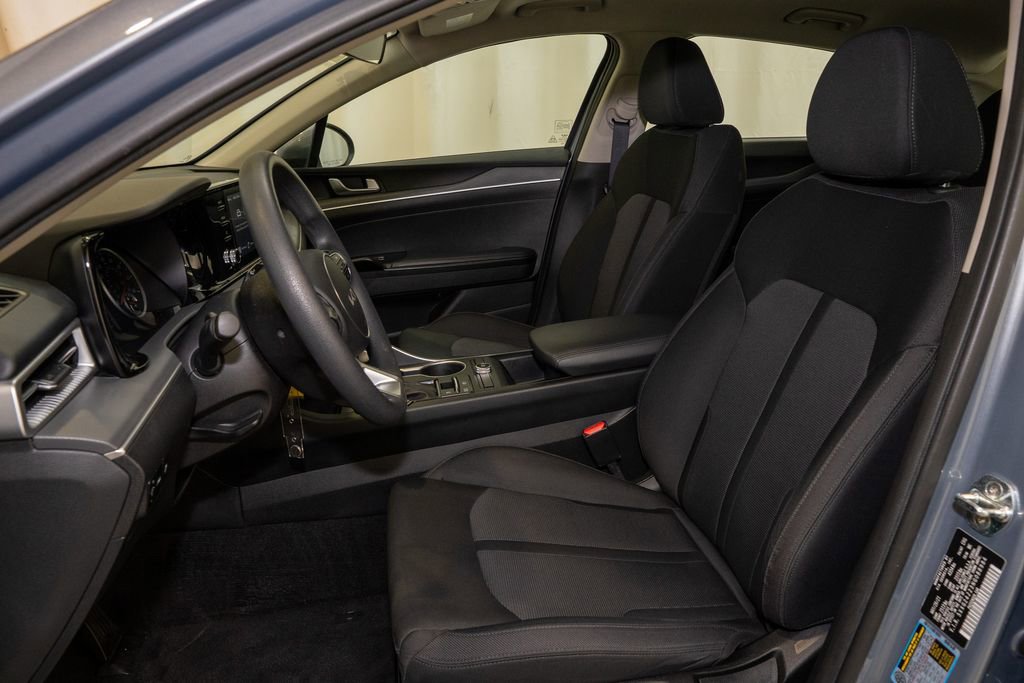 Used 2022 Kia K5 LX image 9
